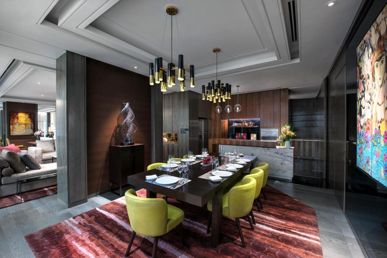 Sofitel Kuala Lumpur Damansara Hotel Exterior photo The dining room